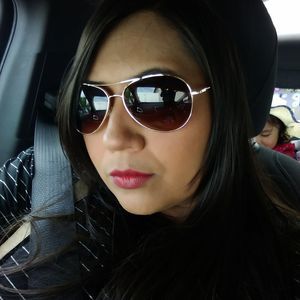 Meet your Posher, Esperanza